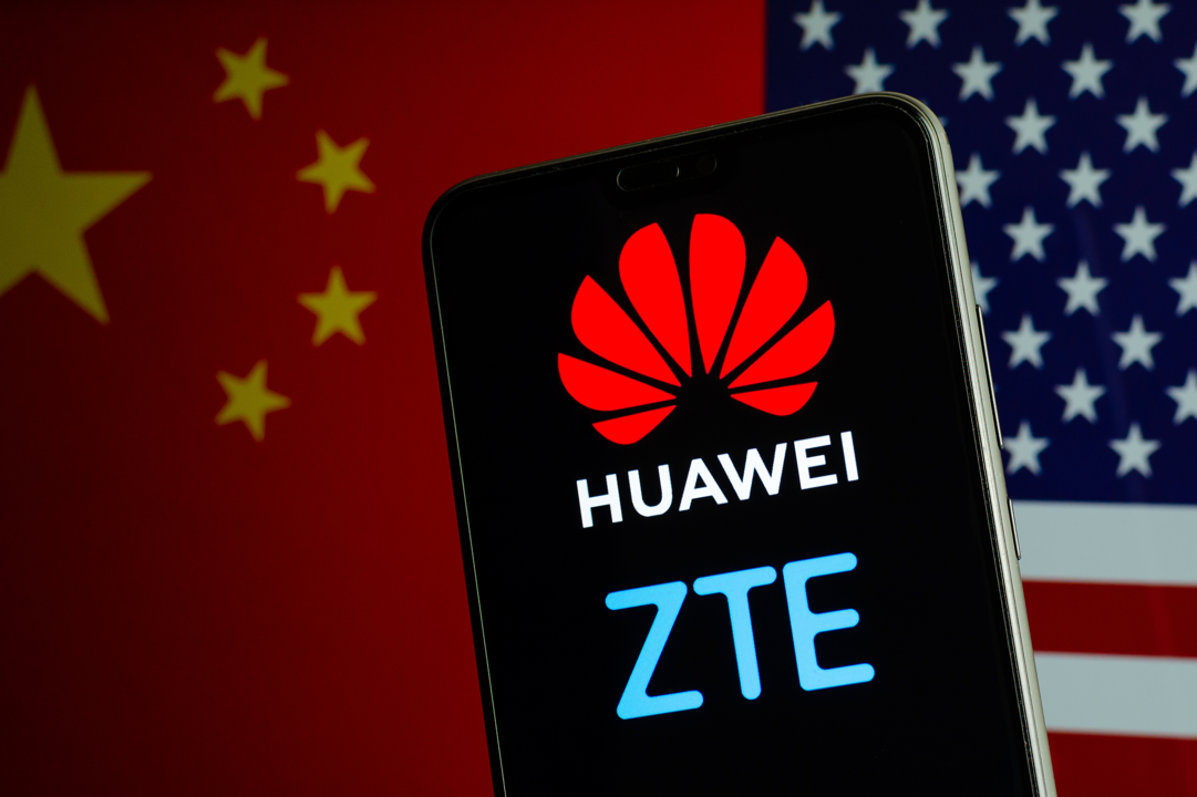 Estados Unidos prohíbe venta de equipos Huawei y ZTE por seguridad nacional